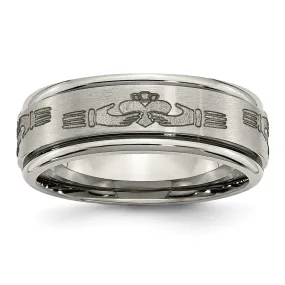 8mm Titanium Laser Etched Claddagh Grooved Edge Standard Fit Band