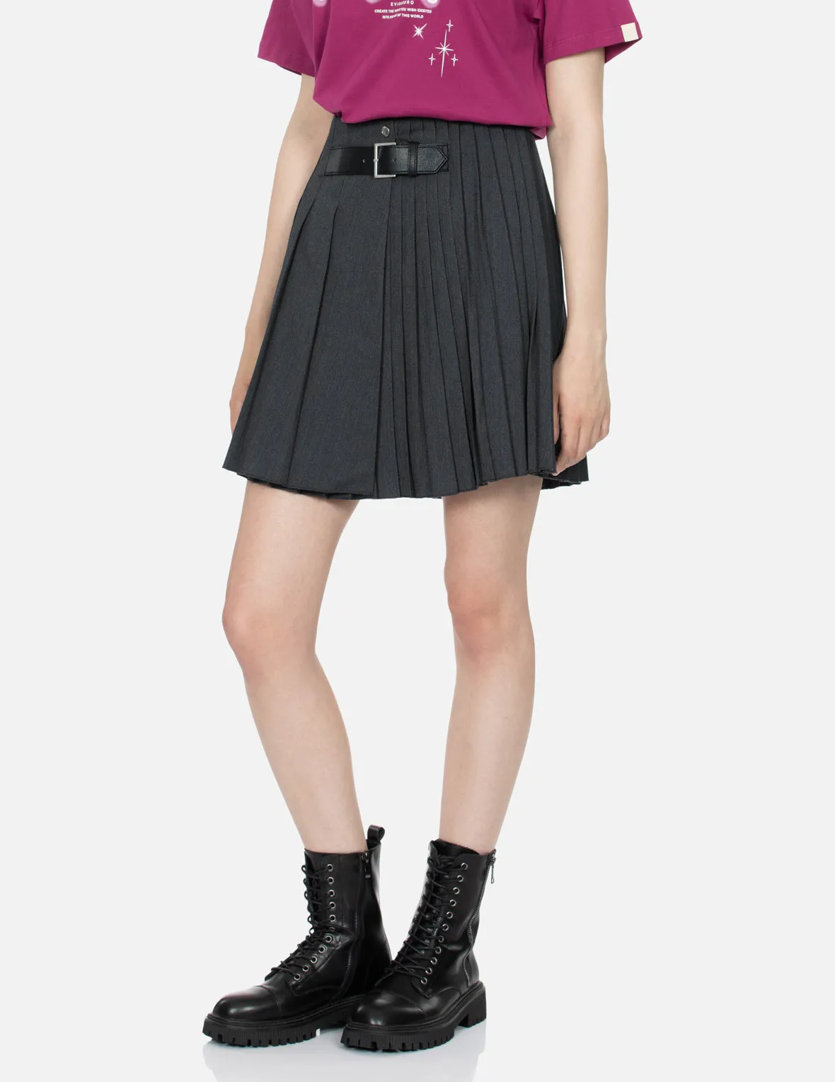 Asymmetric Fashion Fit Pleated Skirt