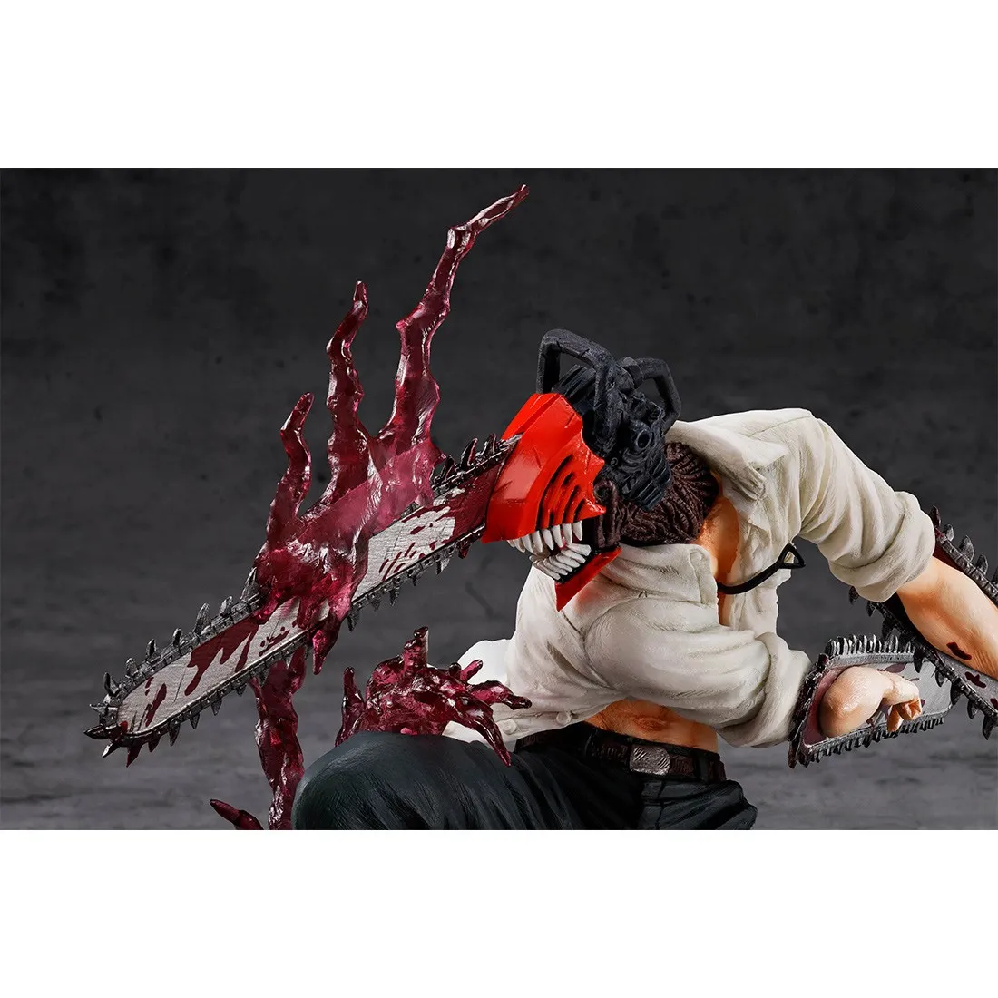 Bandai Figuarts Zero Chainsaw Man Figure (red)