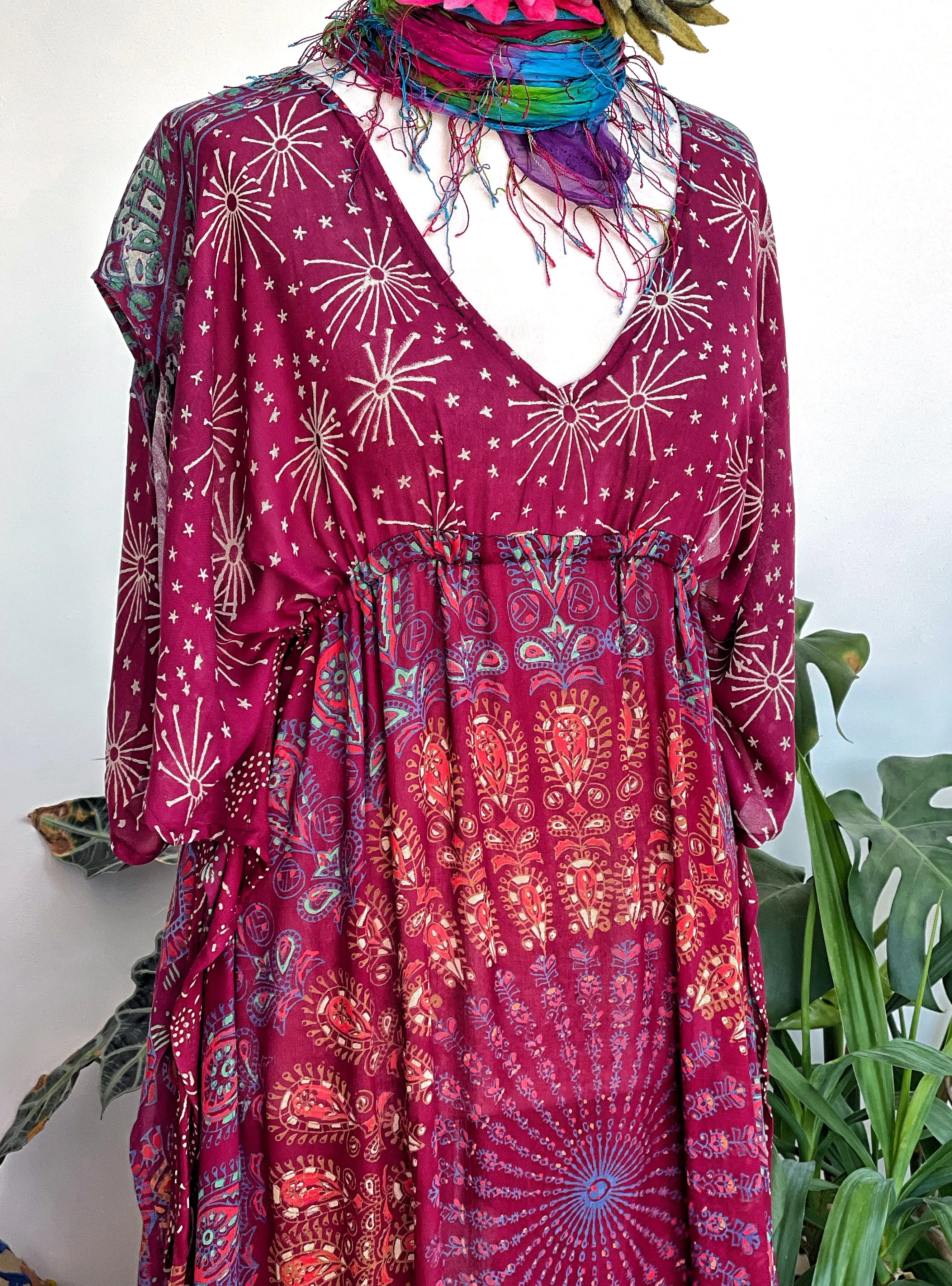 FOLK TOWN RICH BERRY KAFTAN