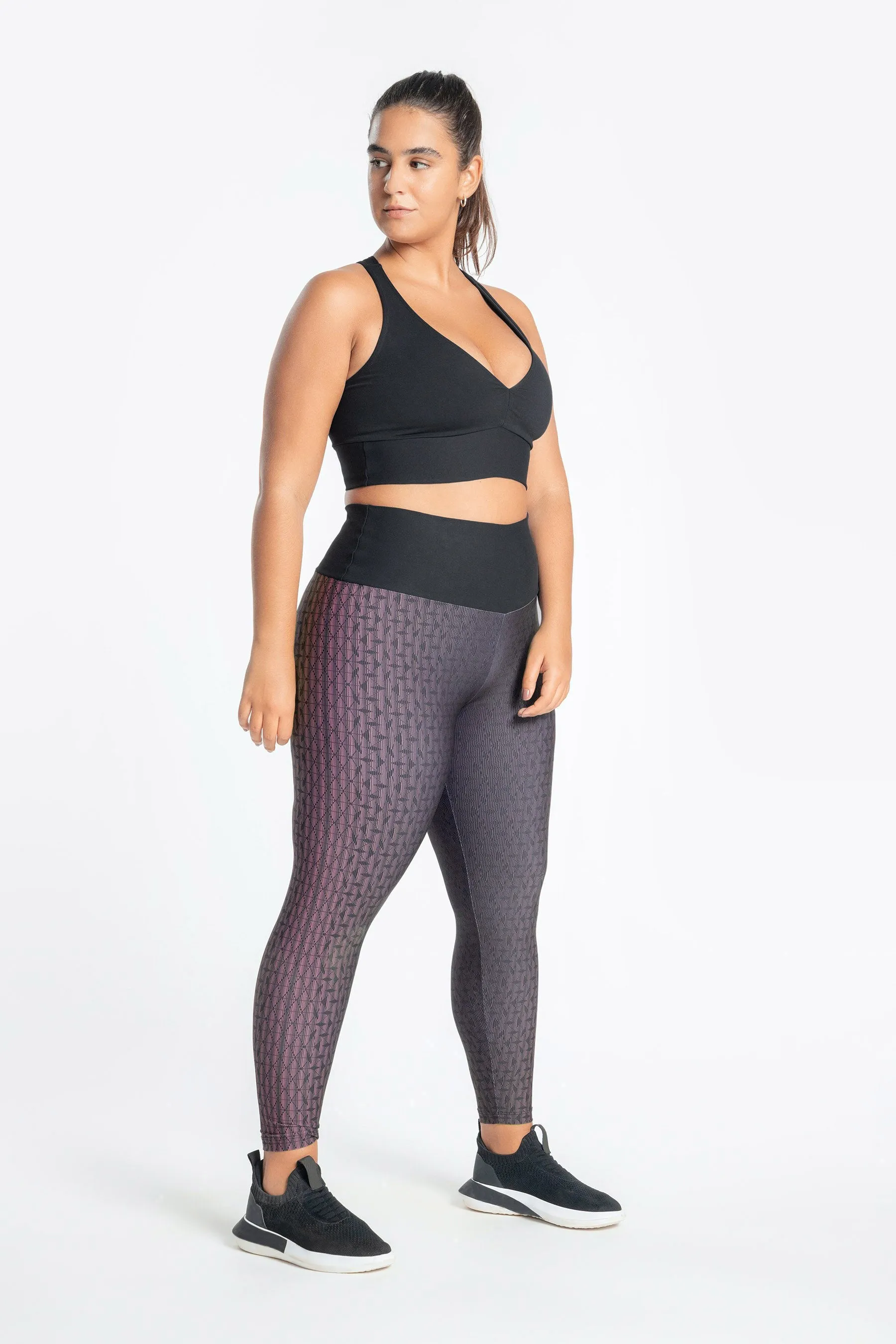 LIVE!+ Essential Fit Racer Top