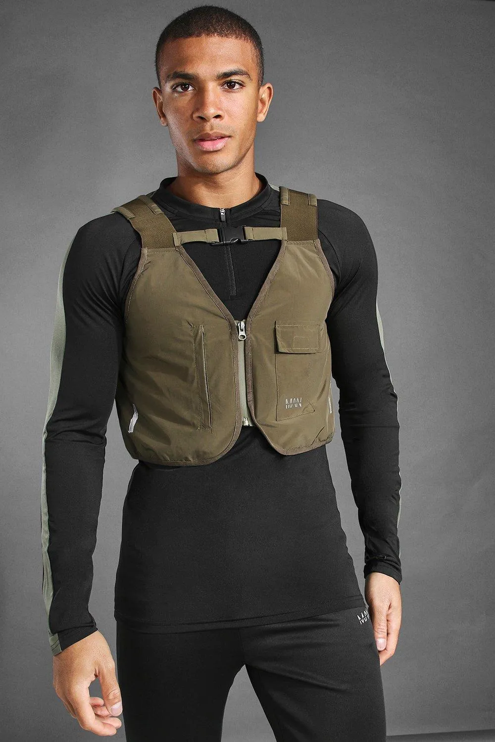 MAN Active Chest Rig | boohooMAN UK