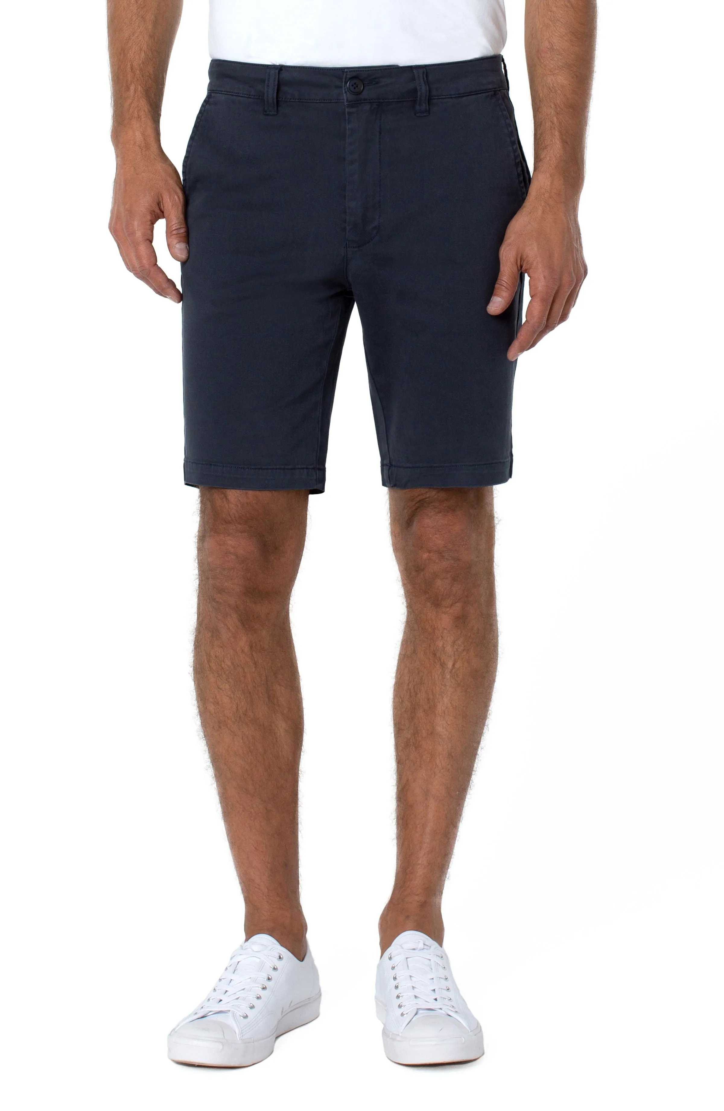 Men's Modern Fit Twill Short