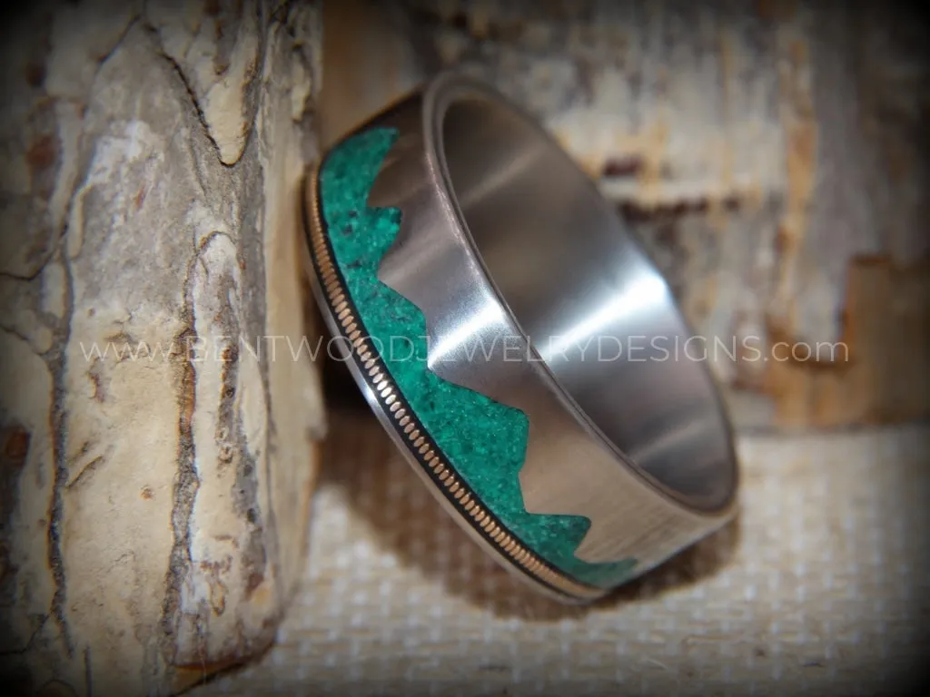 Mountainscape Titanium with Malachite Inlay Comfort Fit Core Ring