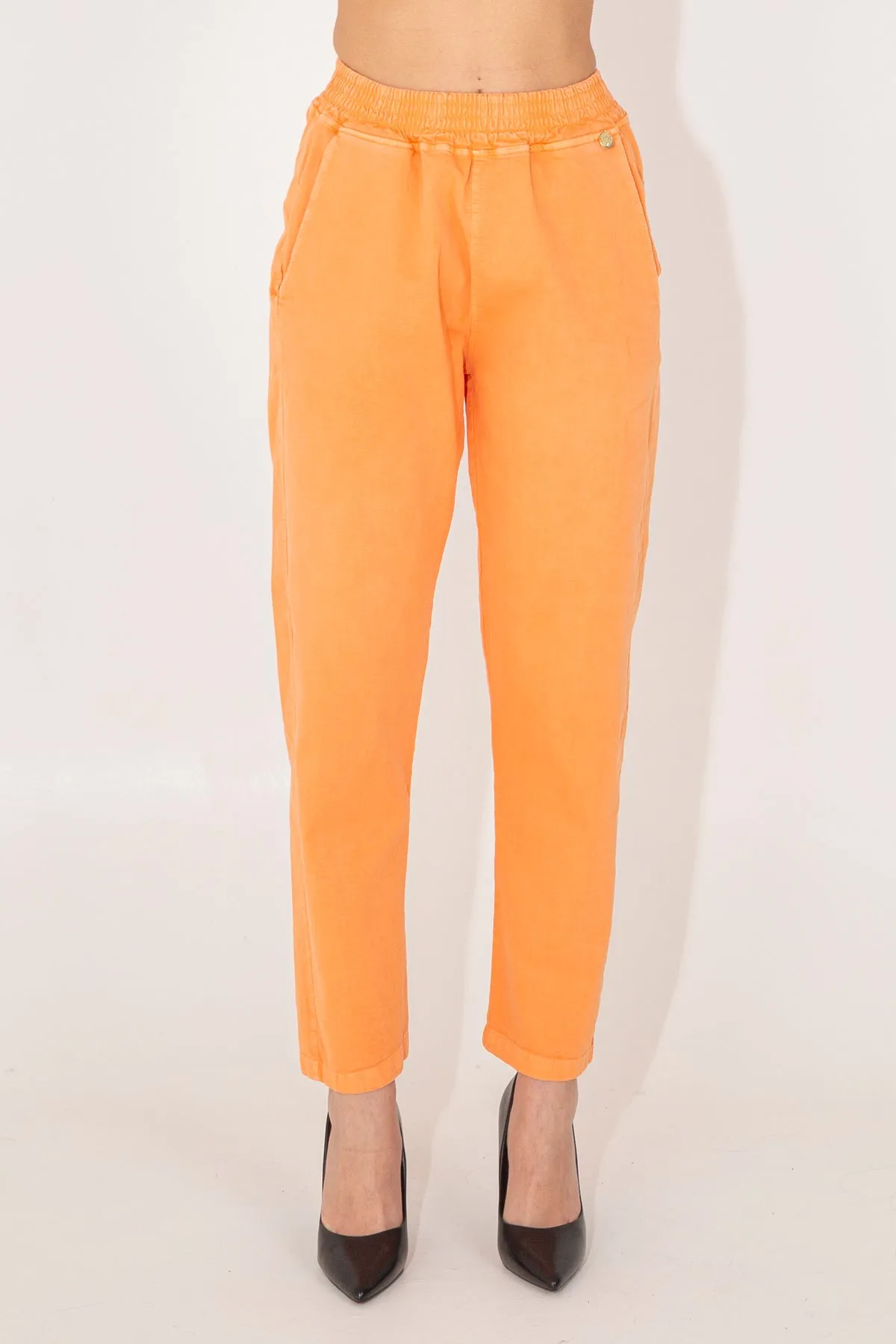 Pantaloni carrot fit