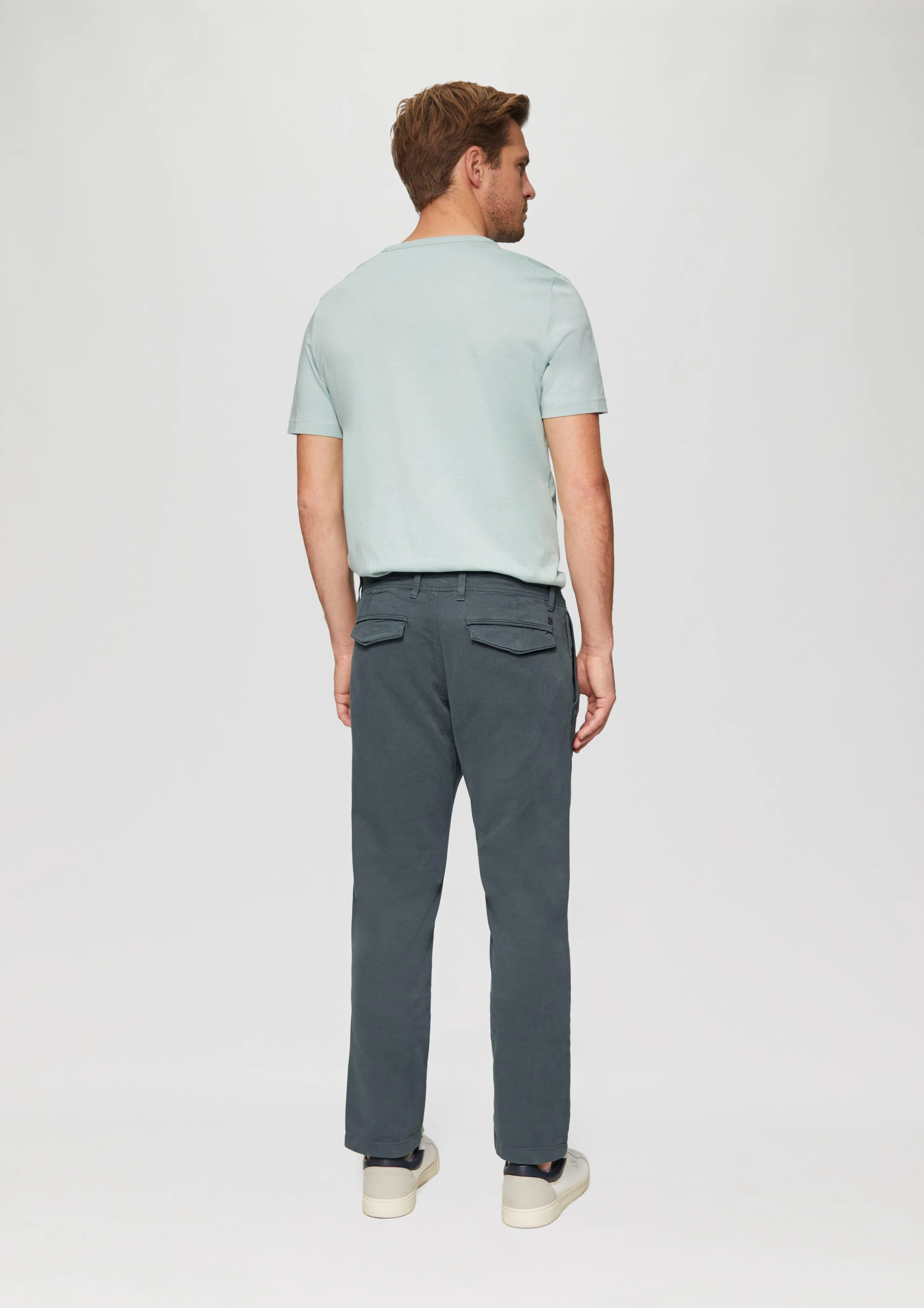 Regular fit: textured chinos made of stretch cotton