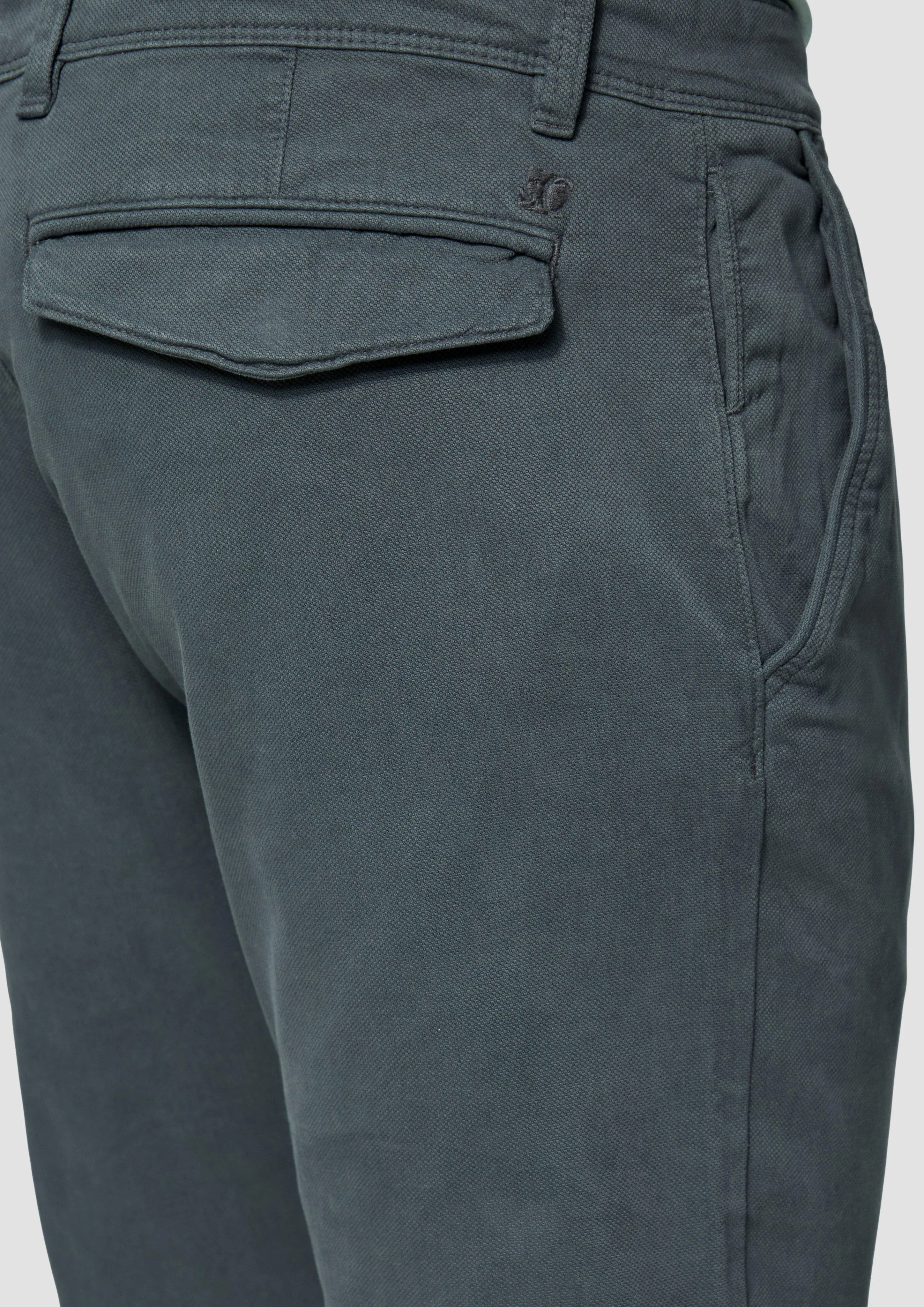 Regular fit: textured chinos made of stretch cotton