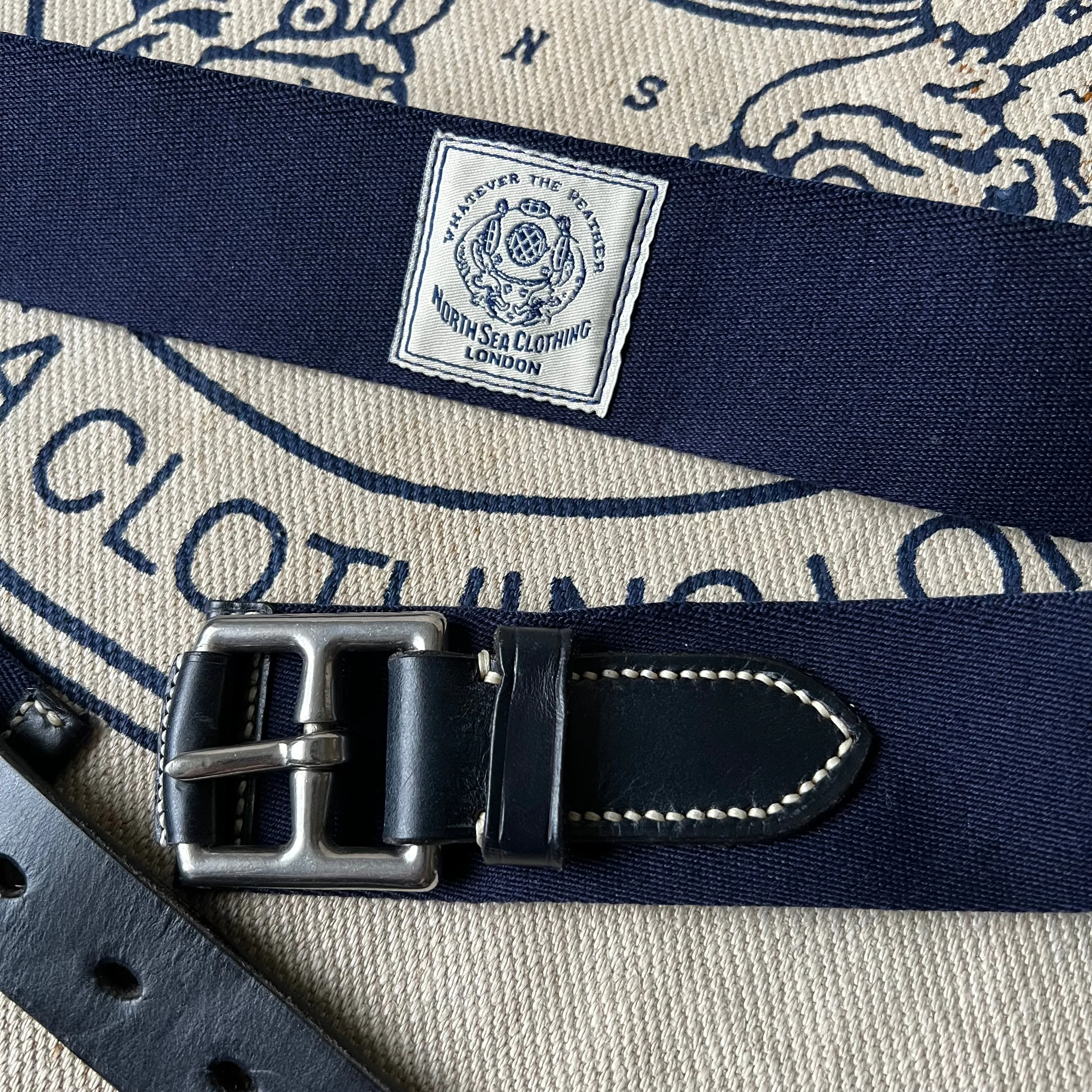 SAMPLE SALE - WIDE WOOL WEBBING AND LEATHER BELT WITH D RING - NAVY / NAVY